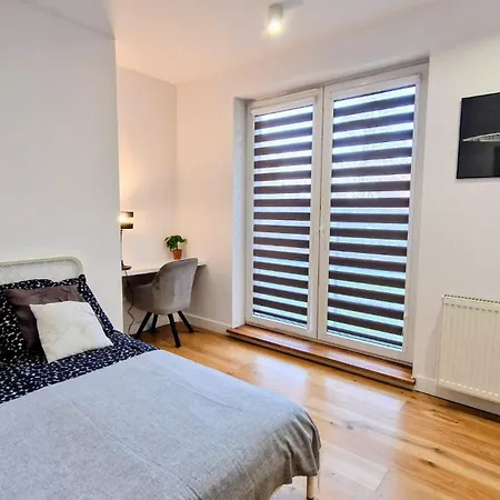 Luxury In City-13-ksiezymlyn&stylish&freeparking * Лодзь